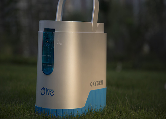 Pin tùy chỉnh Mini Olive Oxygen Concentrator 90W cho chăm sóc sức khỏe nói chung